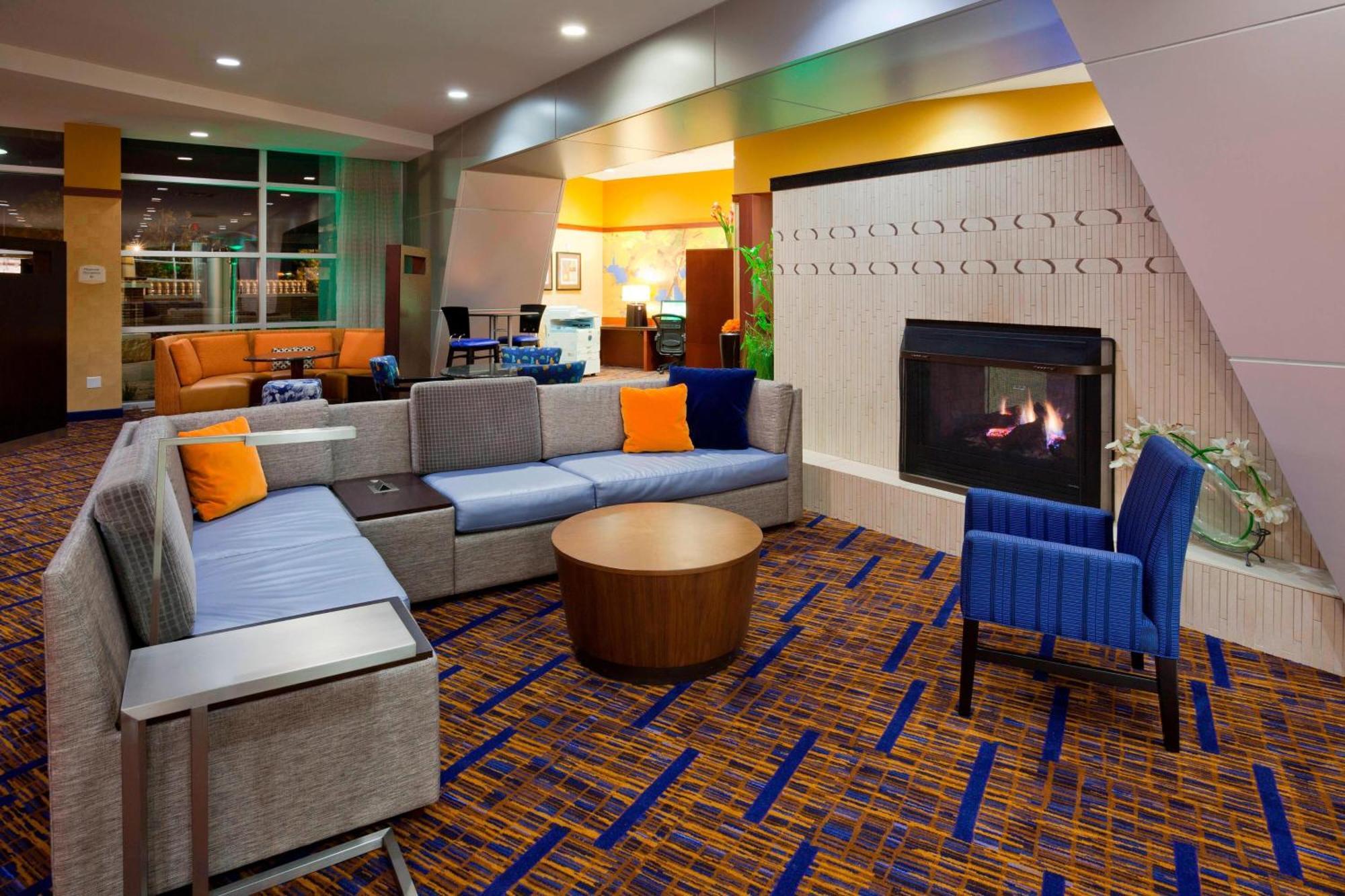 Courtyard Minneapolis Maple Grove Arbor Lakes Екстер'єр фото